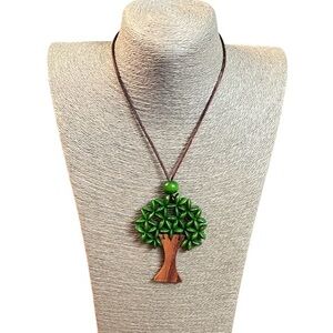 🌻Tree of Life Beaded Wooden Necklace 💚